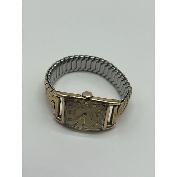 Vintage Hamilton Dennis Cal. 980 17-Jewel 10K Gold-Filled Wristwatch Gold Band